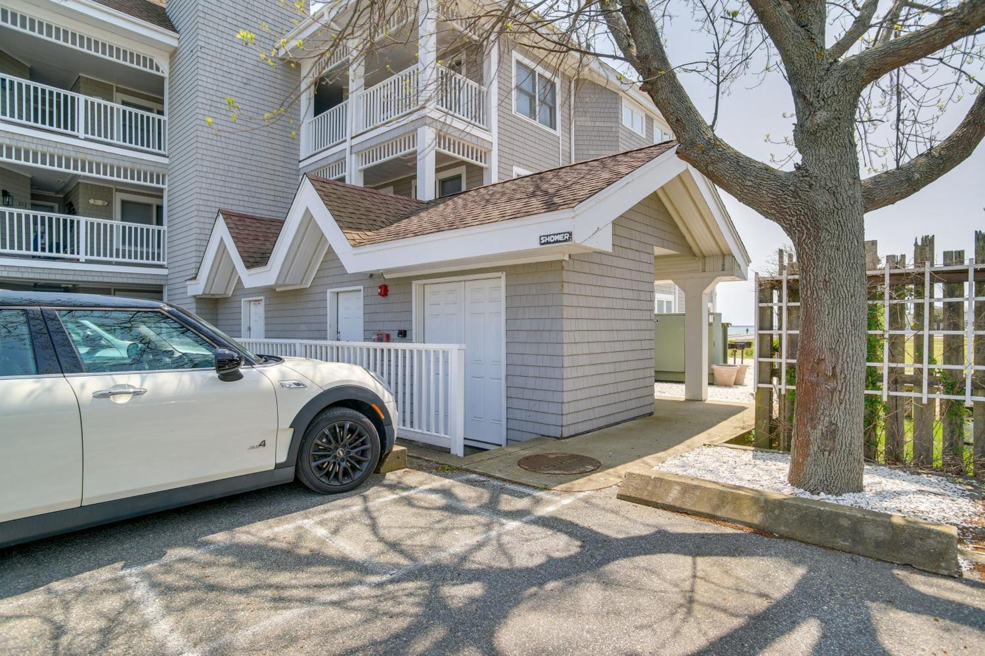 Breezy Oak Bluffs Condo - Steps To Inkwell Beach! מראה חיצוני תמונה